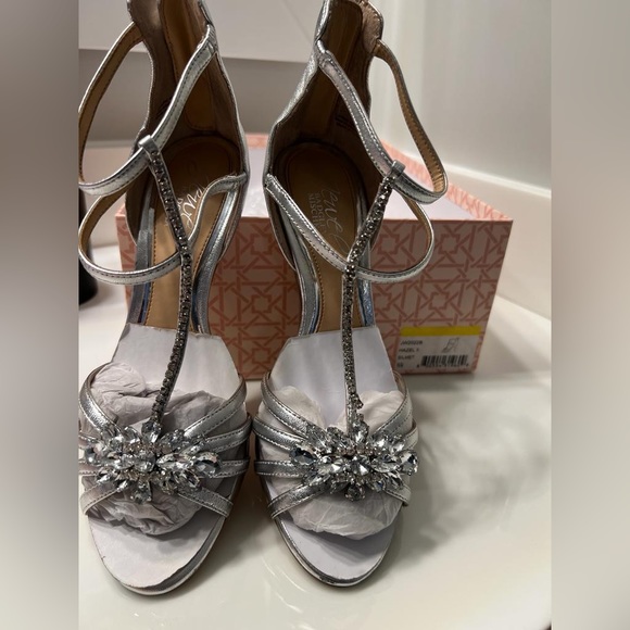 Jewel Badgley Mischka Hazel Embellished T-Strap Sandal - Picture 4 of 7